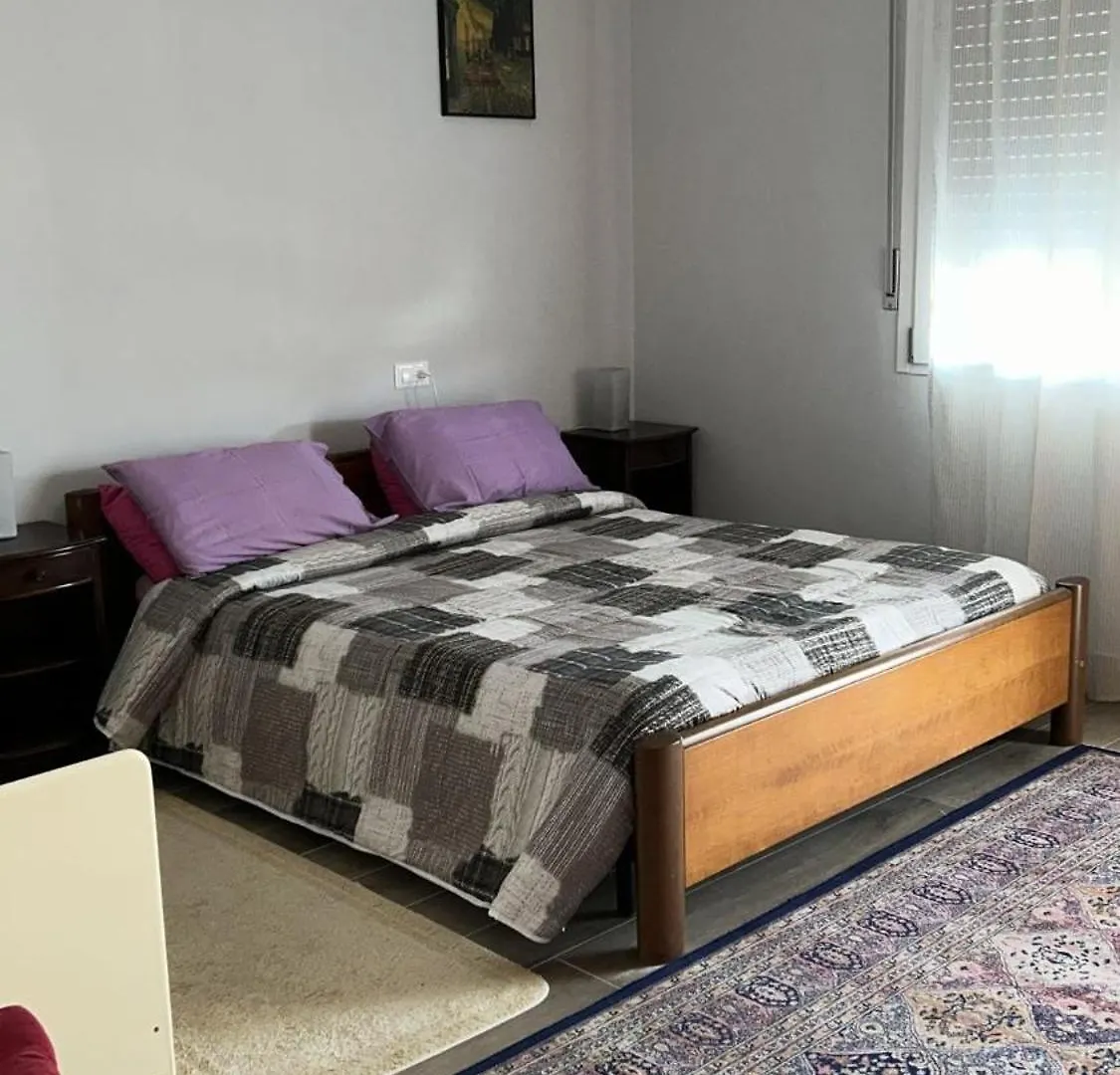 Zevio Home 0*,  Italy